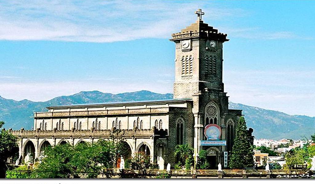 240 MODEL NHÀ THỜ THIÊN CHÚA GIÁO